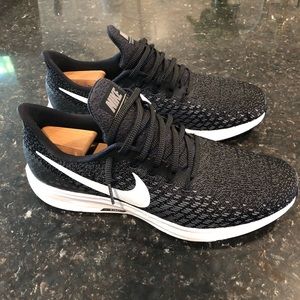 Nike Zoom Air Pegasus 35 Black/White